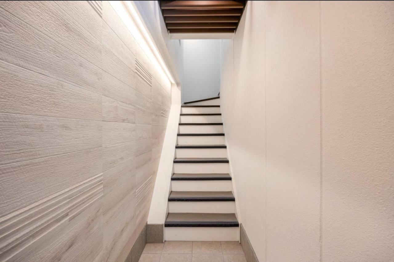 上野駅徒歩５分シングルベッド４台＋布団２セット1Ldk Apartment โตเกียว ภายนอก รูปภาพ